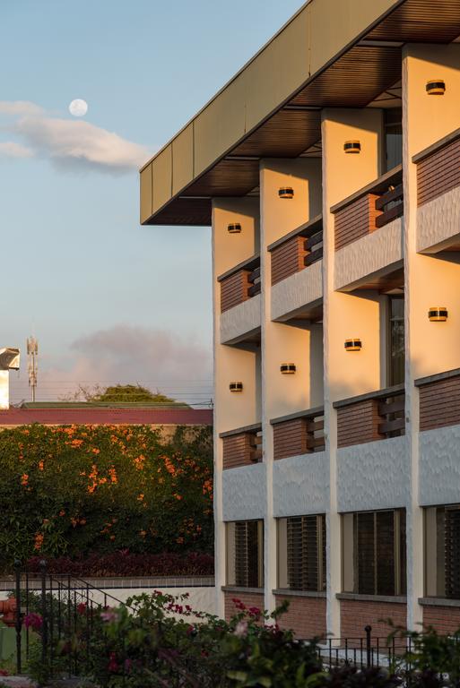 Hotel Bougainvillea San Jose Santo Domingo De Heredia Exterior photo