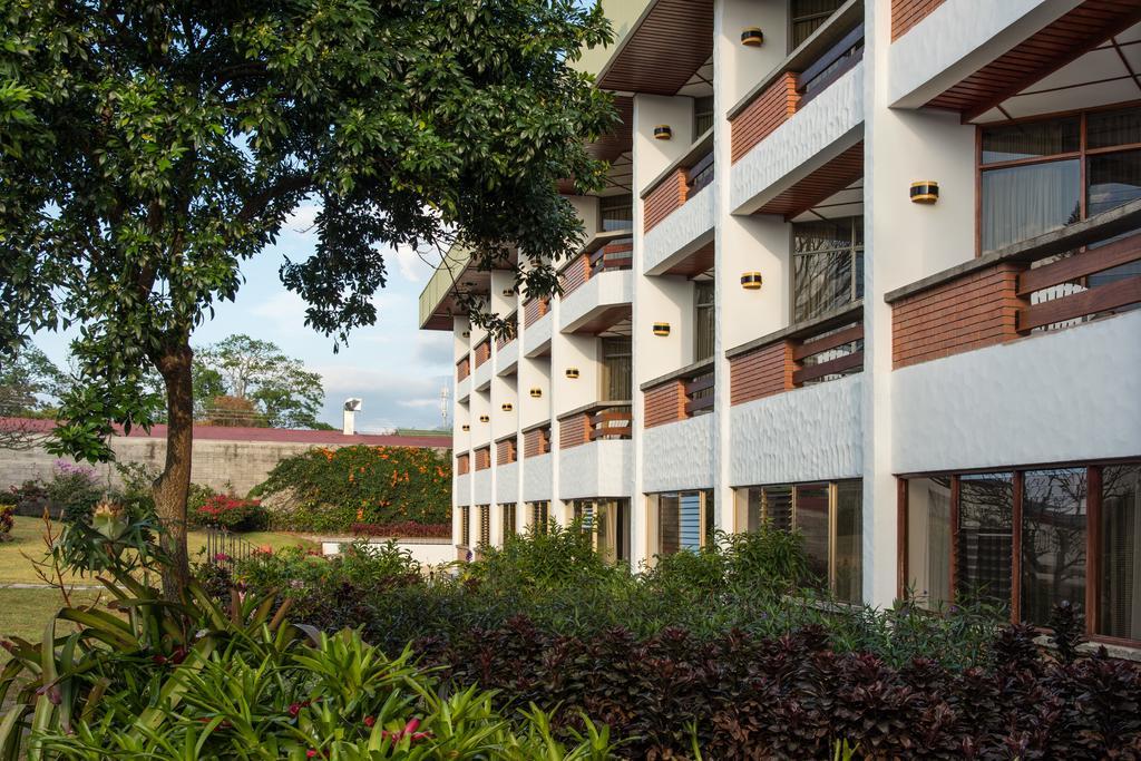 Hotel Bougainvillea San Jose Santo Domingo De Heredia Exterior photo